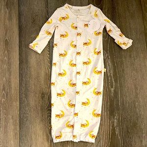 Posh peanut parz bamboo newborn sleep convertible gown